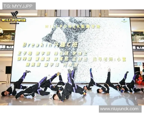 重庆街舞队与上海街舞队赛后复盘探讨灵活性表现与战术运用 重庆街舞队与上海街舞队赛后复盘探讨灵活性表现与战术运用